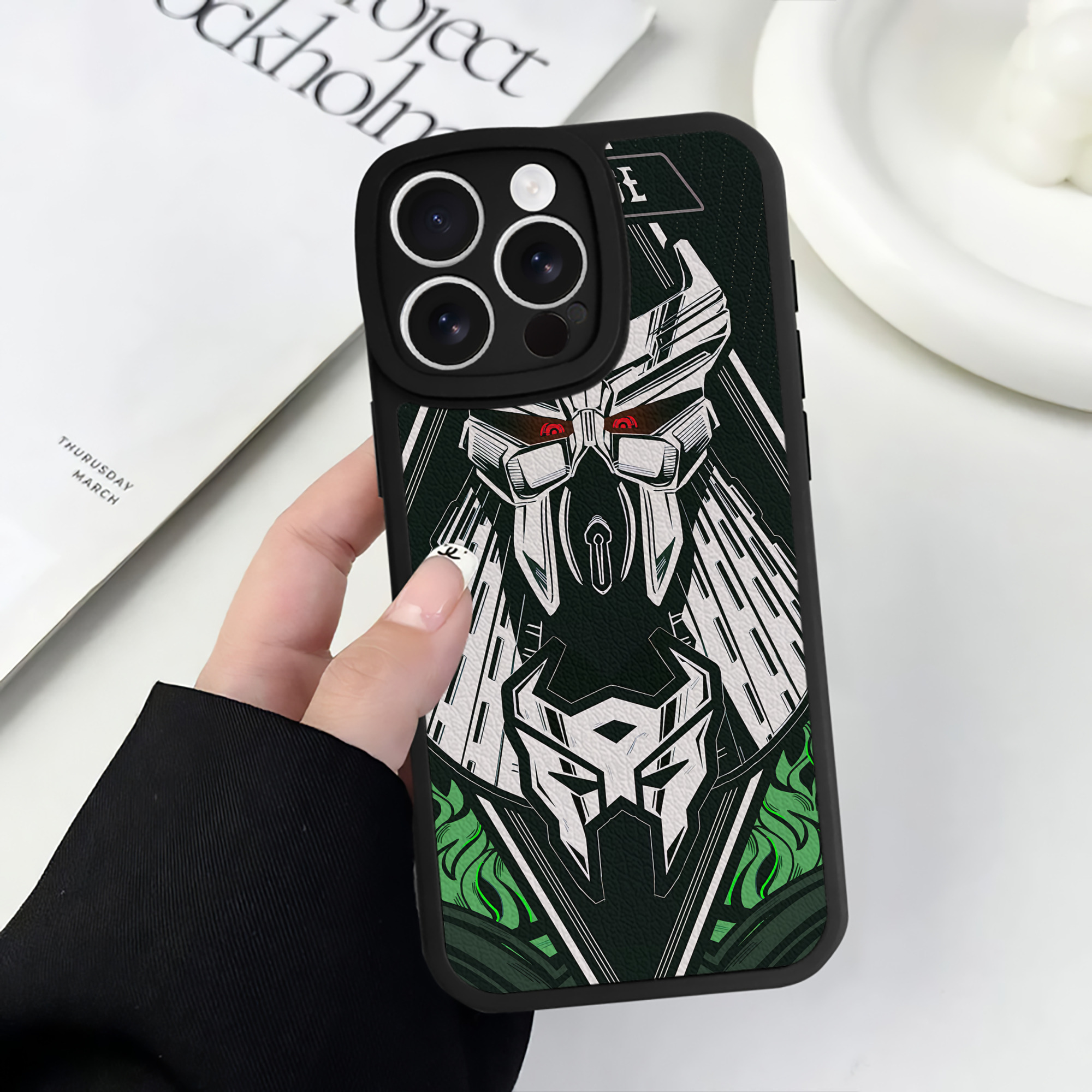 （画像用） Transformers トランスフォーマー 【iPhone 16シリーズ対応】シリコンスマホケース（レザー調） 材質：シリコン